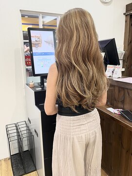 ジャストビューティー リアリー(just beauty Really) 白髪ぼかしハイライト×ベージュ【横須賀中央 Really】