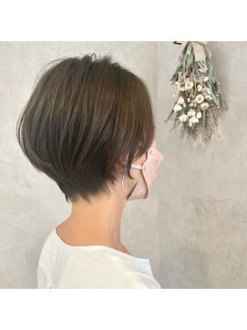 ドール 阪急高槻(DOLL) シャープショートレイヤー