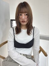 キー(kii) 顔まわりレイヤー/レイヤーカット