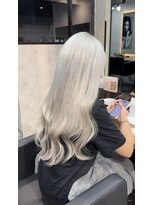 ラピス 大阪心斎橋店(Lapis)&nbsp;ホワイトシルバー/シールエクステ/髪質改善/レイヤーカット