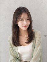 ワゴンバイアフロート(Wagon by afloat)&nbsp;ナチュラル×レイヤーカット/シースルー20代30代40代丸顔池袋