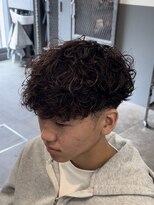 ノイセルヘアー(Noisyle Men's hair) リバースセンターパート/ニュアンスパーマ/ダウンバング/MEN'S◎