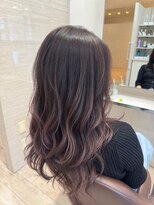 カイノ 金剛店(KAINO) まとまりとツヤ感を引き出す、大人の艶カラー