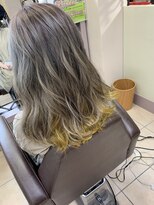 アールモンドヘア新世界&nbsp;インナーイエローColor