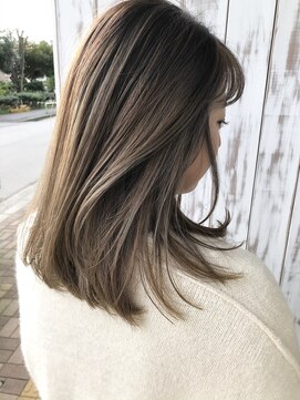 エル(ailes) ★バレイヤージュ×ミルクティベージュ★