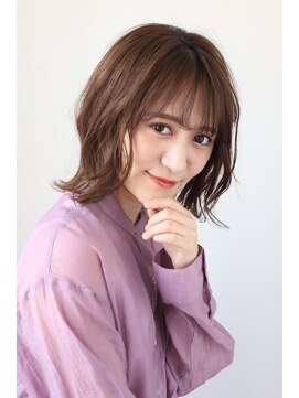 エクリ(equri×SHISEIDO) 大人ミディアムウルフ