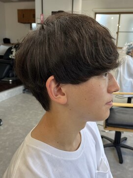 フゥ 宇都宮(FeU) メンズマッシュパーマニュアンスパーマスパイラルパーマ刈り上げ