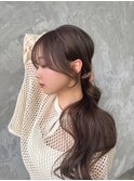 結んでも可愛い顔まわりカット　小顔カット