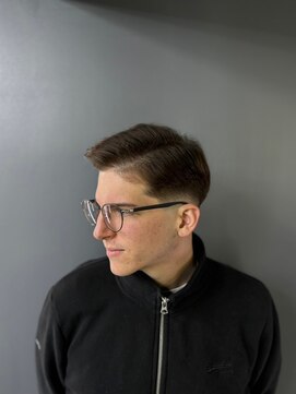 ダンヒルバーバー(dunhill BARBER) フェードカット<理容室>[メンズ/シェービング/床屋/銀座]