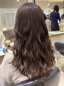 アメリ バイ アピッシュ(Amelie by apish) スタイリング簡単!!コテ巻き風パーマ