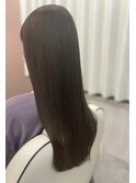 ナチュラルブラウンの艶ロング