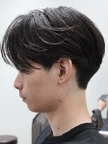 カルム(kalm)&nbsp;メンズセンターパートウルフセンターパートニュアンスパーマ襟足