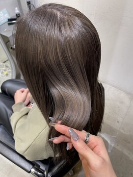 グレージュカラー