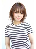 ショートボブ/アッシュ/20代/30代/40代/オフィス/くびれ/小顔