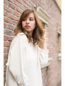 カルフール ロコ 草加西口店(Carrefour LOCO) 大人かわいい♪ふんわりウェーブヘア