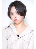 シンプルなハンサムショート