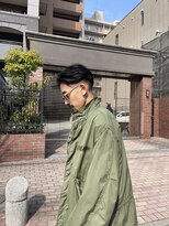 メリケンバーバーショップ フクオカ(MERICAN BARBERSHOP FUK)&nbsp;波巻き束感ショートツーブロックマッシュアップバングコンマヘア