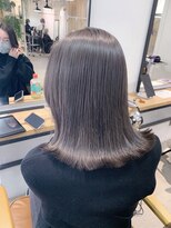 ロマリア(Lomalia) 【Lomalia表参道】パールグレージュ /グレージュカラー