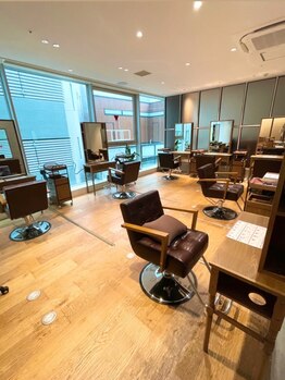 ラブハーツアンドビーウメダ(luve heart's And Be umeda)の写真/【梅田駅直結】飾らない、品のある色気や可愛さ…あなただけの"らしさ"を引き出してくれるsalonが梅田に◇