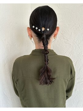 シェリシェリー(Cheri Cherie) タイトヘア　編みおろし