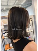 細目ハイライト×アッシュブラウン