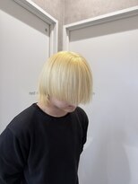 ウタリ(utari)&nbsp;抜きっぱなしブロンド【難波 桜川/ケアブリーチ】