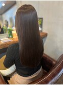 髪質改善酸性ストレートで艶髪／20代30代40代／新宿