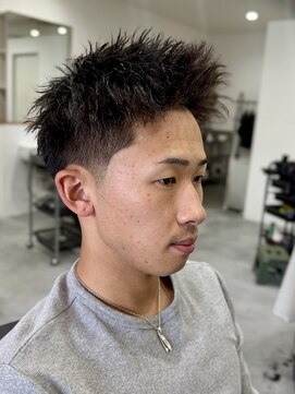 縁 ハナレ(en 870) ピンパーマ×テーパーフェード