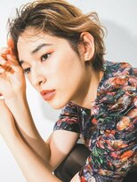 エミュ 表参道 青山(emu)&nbsp;【emu井上信洋】オールバック風ハイトーンショート【エミュ】