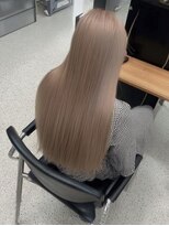 ネハス(nehus.)&nbsp;ハッシュカット/レイヤーカット/ブリーチカラー/ダブルカラー