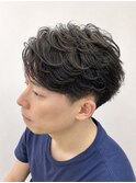 似合わせセンターパートフェザーパーマ/メンズパーマ/骨格補正