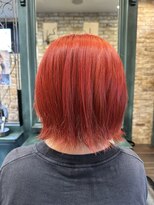 モナン 海老名(Monan) レッドカラー ブリーチあり ボブ ダブルカラー
