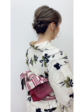 美容室 イーサロン(e-SaLON) アップスタイル