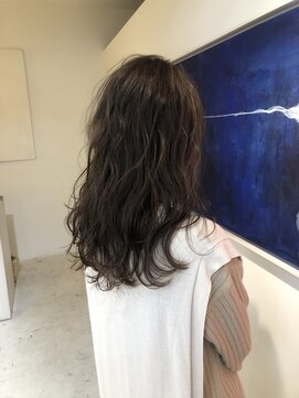 スピンヘアワークス(Spin Hair Works) 【ハイシルバーベージュ】