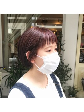 マウロア(MAULOA) “ チェリーピンク　伸ばしかけ　オン眉ボブ　”中西英美子