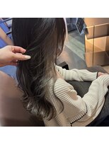 サラジュ 川西店(SARAJU)&nbsp;インナーカラー★インナーホワイトシルバー