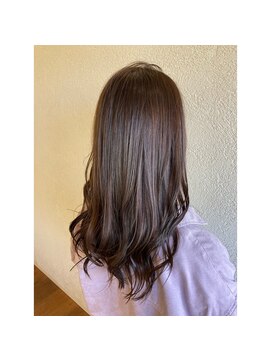 エルサフィロ キタハマ(el zafiro kitahama) 20×30×40代×似合わせカット×ラベンダーグレージュ