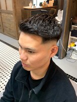 ディスイズバーバーサード(THIS IS BARBER 3rd)&nbsp;アップバング　メンズビジネスショート