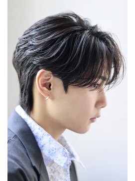 オーシャントーキョー サニー 原宿(OCEAN TOKYO Sunny) ニュアンスパーマセンターパート韓国ヘア毛流れ刈り上げ