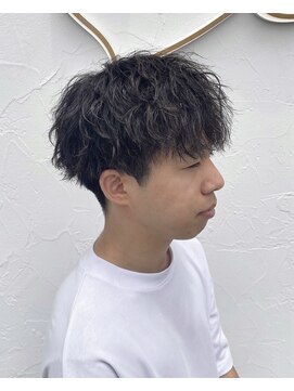 シーバイリリア(siie by LILIA) ツイストスパイラルパーマ