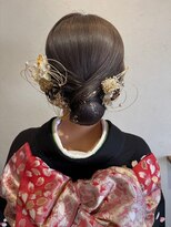 ウィスプ 赤羽店(wisp)&nbsp;かっこいい雰囲気のヘアアレンジ 高めのお団子/まとめ髪#2