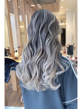 ラグーン(LAGOON) バレイヤージュグレージュハイライトダブルカラーケアブリーチ