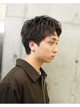 レタッチバイフィフス(RETOUCH by fifth) 原宿シャドウパーマツイストスパイラルスパイキーショート20代