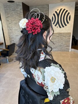 ナイト(KNIGHT) ヘアアレンジ/ヘアセット/卒業式/ハーフアップ