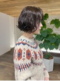 ボブパーマくるくるオリーブベージュ
