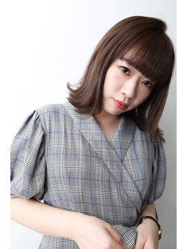 イソラブル(ISOLA-blu) 【柔らかな透明感】グレージュ×切りっぱなしボブ