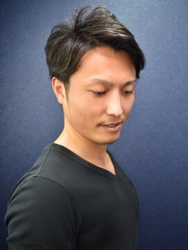 ヘアスタジオヘーフリヒ(HAIR STUDIO HoFLICH) 【二度見したくなるほど】