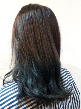 タエビスアリッサム(Taebis Alyssum) グラデーション裾カラー(ブリーチオンカラー)