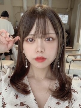 ティア(Tia.) (内巻きワンカール/ミディアムヘア/前髪縮毛矯正/髪質改善)