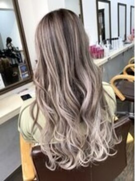 ユートピア(U topia) シルバーカラー/バレイヤージュ/ホワイトシルバー